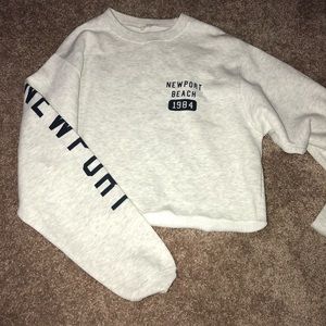 Brandy Melville cropped sweatshirt